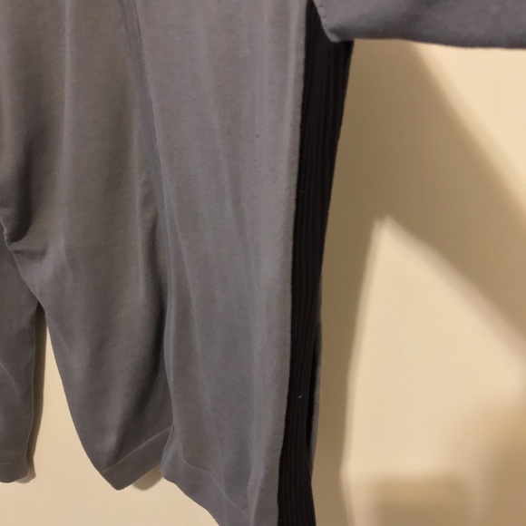 Kenneth Cole sweater Large like new!! - Picture 6 of 6